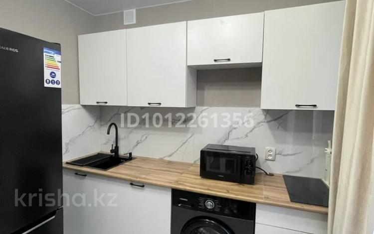 1-бөлмелі пәтер · 33 м² · 3/5 қабат, новаторов 19, бағасы: 16 млн ₸ в Усть-Каменогорске, Ульбинский — фото 2