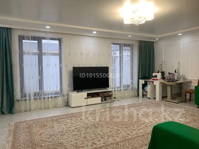 Отдельный дом · 4 комнаты · 194 м² · 4 сот., Атамекен 91 за 400 000 ₸ в Кыргауылдах