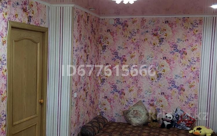 1-комнатная квартира, 30 м², 3/5 этаж, Московская — проспект Абая за 4.6 млн 〒 в Шахтинске — фото 2
