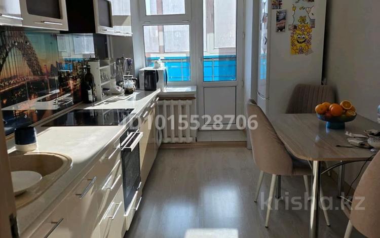 2-бөлмелі пәтер · 58 м² · 2/9 қабат, азербаева 8, бағасы: 29 млн ₸ в Астане, Сарайшык р-н — фото 2