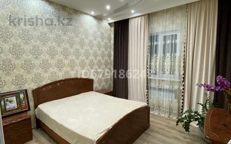 Отдельный дом · 6 комнат · 200 м² · 10 сот., 2 улица 98 — Тажибай Буданова 98 за 35 млн ₸ в Атырау — фото 2