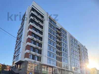 3-комнатная квартира · 100 м² · 8/9 этаж, мкр Сары Арка 35 за 700 000 〒 в Атырау