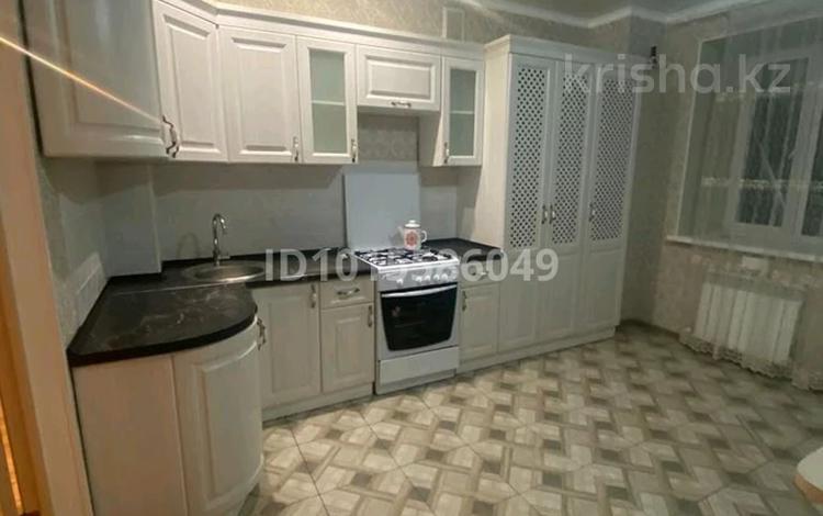 1-бөлмелі пәтер · 61.4 м² · 2/5 қабат, Алтын орда ш/а. 9/5, бағасы: ~ 28.1 млн ₸ в Актобе, мкр. Алтын орда — фото 2
