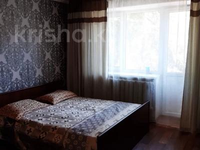 1-комнатная квартира, 45 м², 2/5 этаж посуточно, Жансугурова 114 за 7 000 〒 в Талдыкоргане