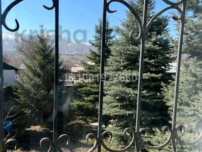 Продажа домов и дачи в Алматинской обл.: Отдельный дом · 5 комнат · 185.8 м² · 8 сот., Малькеева 88а за 59 млн 〒 Отдельный дом · 5 комнат · 185.8 м² · 8 сот., Малькеева 88а за 59 млн 〒 в Бирлике