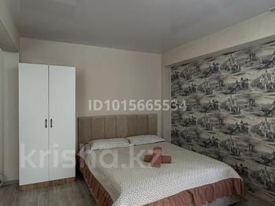 1-бөлмелі пәтер · 33 м² · 2/5 қабат, Бурова 45 — Бурова-Кабанбай батыра, бағасы: 12 000 ₸ в Усть-Каменогорске, Ульбинский