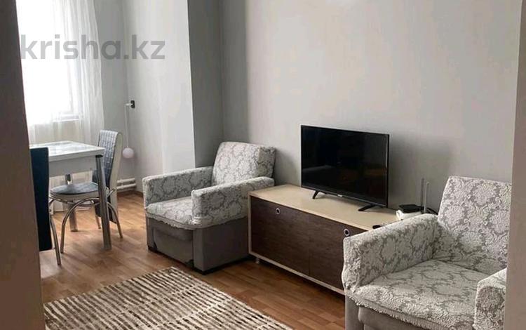 2-комнатная квартира, 60 м², 5/18 этаж помесячно, Кенесары 51