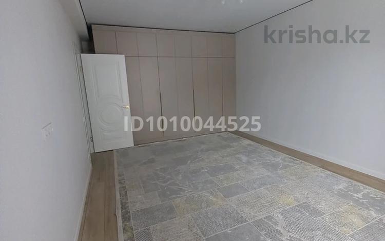1-бөлмелі пәтер · 48 м² · 2/4 қабат, Ақжар ш/а., Береке 7, бағасы: 33 млн ₸ в Алматы, Наурызбайский р-н — фото 2