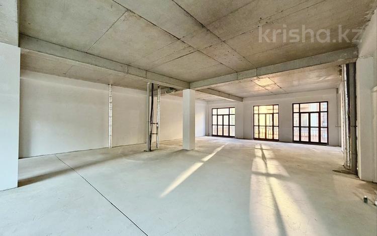 6-комнатная квартира · 208.9 м² · 3/4 этаж, Тайманова — проспект Достык за 272 млн ₸ в Алматы, Медеуский р-н — фото 2