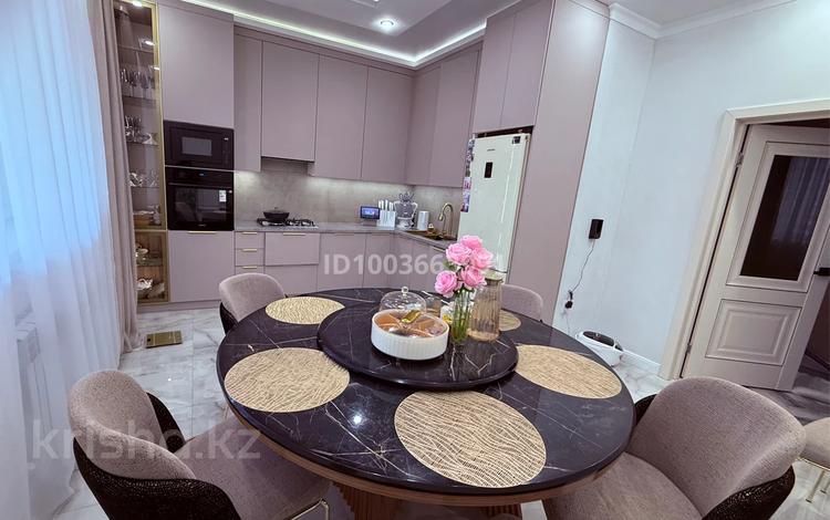 Часть дома · 5 комнат · 170 м² · 2 сот., Абдолова 46/1 — Московская - Абдолова за 67 млн 〒 в Уральске — фото 2