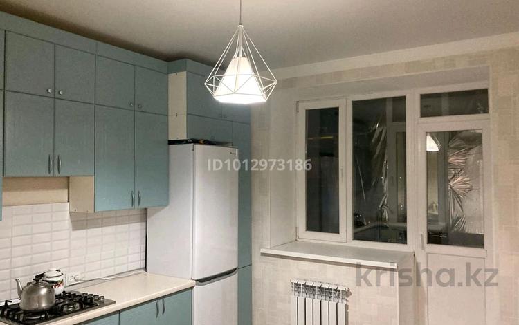 2-бөлмелі пәтер · 58 м² · 1/9 қабат, мкр. Алтын орда, Тауелсіздіе — Мустафа Шокай мен Тауелсіздік киылысы, бағасы: 15 000 ₸ в Актобе — фото 2