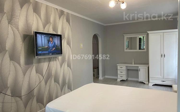 1-комнатная квартира · 36 м² · 3/4 этаж, Кабанбай батыра — Джамбула Байзакова за 260 000 ₸ в Алматы, Алмалинский р-н — фото 18