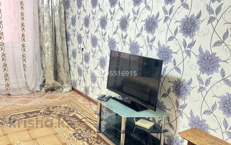 3-комнатная квартира · 70 м² · 1/6 этаж, Жастар 37 за 260 000 〒 в Усть-Каменогорске — фото 2