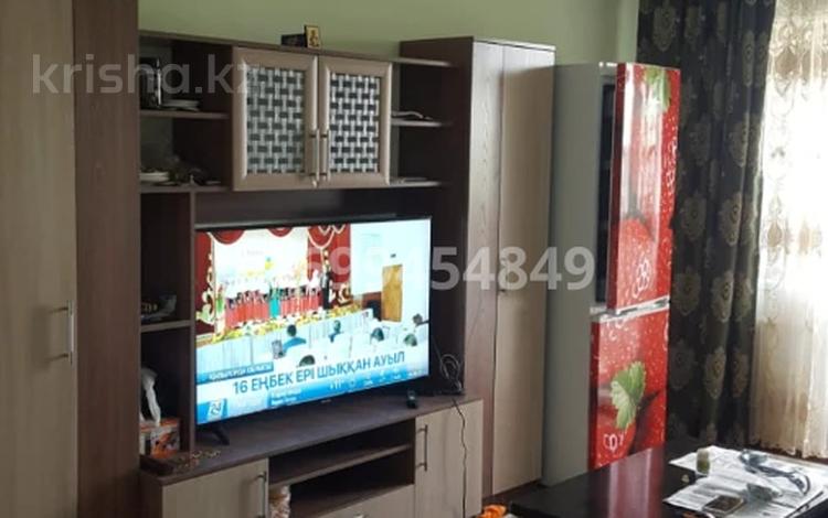 3-бөлмелі пәтер · 60 м² · 5/5 қабат, Площадь Аль-Фараби 1, бағасы: 21.6 млн ₸ в Шымкенте, Аль-Фарабийский р-н — фото 2