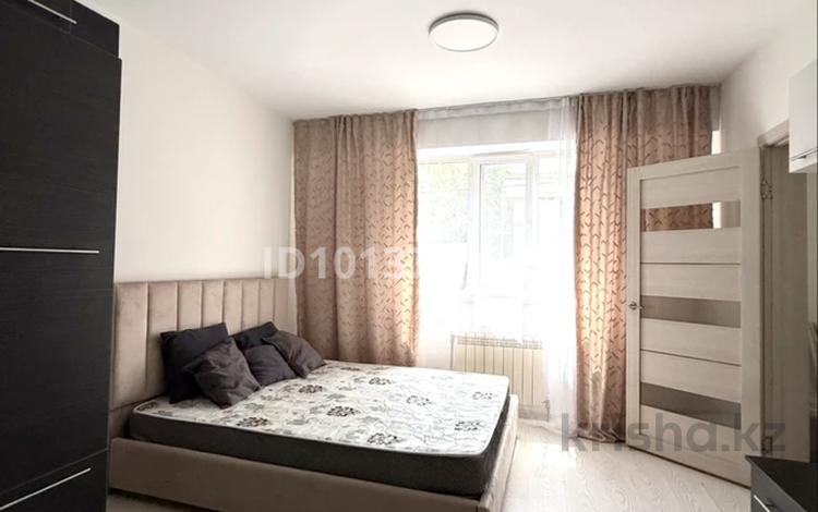 1-бөлмелі пәтер · 50 м² · 2/6 қабат, Кенесары хана 83/1, бағасы: 250 000 ₸ в Алматы, Бостандыкский р-н — фото 2