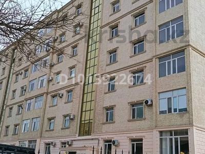 Кеңселер, қоймалар, сұлулық салондары, медорталықтар мен дәріханалар, білім орталықтары, кабинеттер және жұмыс орындары, студиялар · 75 м², бағасы: 300 000 ₸ в Жанаозен