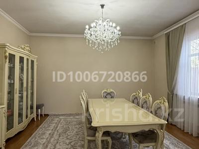 Отдельный дом · 4 комнаты · 228 м² · 15 сот., Абая 86 за 135 млн 〒 в Таразе