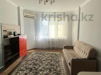 2-комнатная квартира, 56 м², 9/10 этаж помесячно, Жамбыла 211 за 320 000 〒 в Алматы, Алмалинский р-н