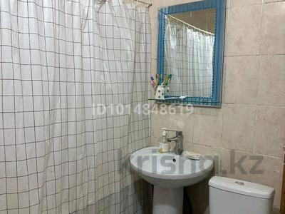 3-комнатная квартира · 60 м² · 5/5 этаж, 11-й микрорайон 217б за 180 000 ₸ в Шымкенте, Енбекшинский р-н