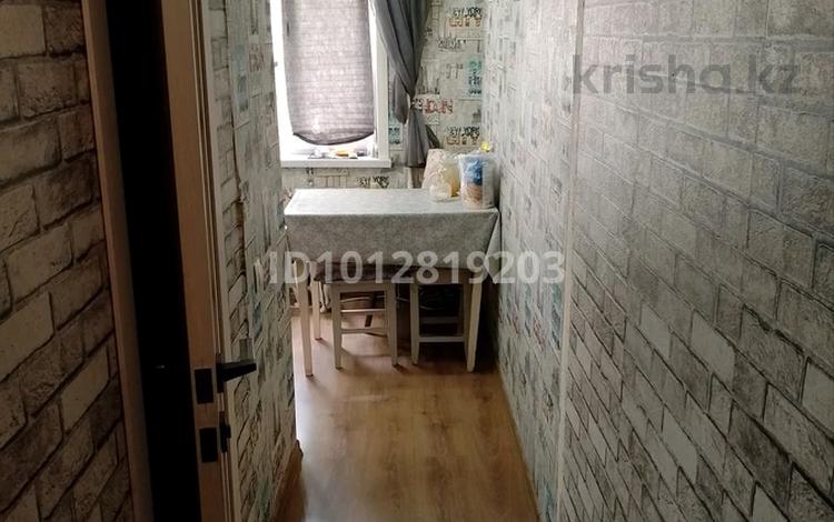 1-бөлмелі пәтер · 30.3 м² · 2/5 қабат, проспект Назарбаева 20, бағасы: 16.3 млн ₸ в Павлодаре — фото 2