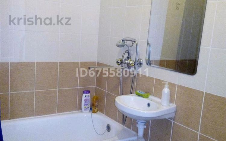 1-бөлмелі пәтер · 31 м² · 3/5 қабат, Орджоникидзе 50, бағасы: 9 000 ₸ в Усть-Каменогорске — фото 2