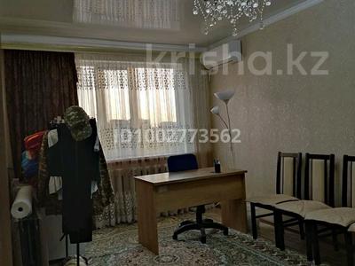 3-комнатная квартира · 61 м² · 5/5 этаж, мкр 5 105 за 15.5 млн 〒 в Актобе