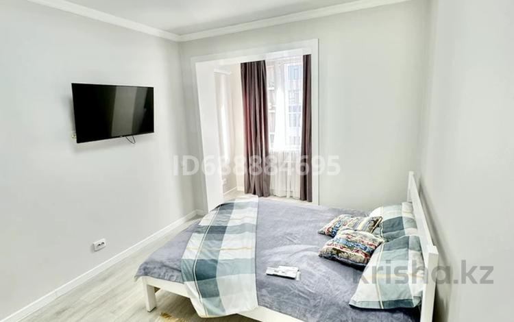 1-бөлмелі пәтер · 35 м² · 8/10 қабат, Карасай Батыра — Толе би, бағасы: 15 000 ₸ в Алматы, Алмалинский р-н — фото 2