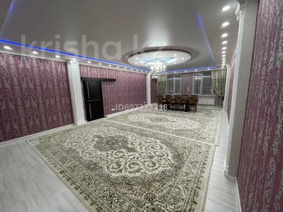 4-бөлмелі пәтер, 185 м², 10/11 қабат ай сайын, 29-й мкр 24, бағасы: 230 000 〒 в Актау, 29-й мкр