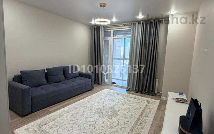 1-комнатная квартира · 42 м² · 3/17 этаж, Варламова 33 за 370 000 〒 в Алматы, Алмалинский р-н — фото 2