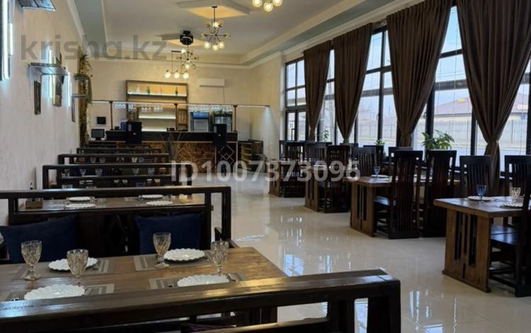 Свободное назначение, офисы, магазины и бутики, общепит, салоны красоты, развлечения · 350 м² за 129 млн 〒 в Алматы, Турксибский р-н — фото 2