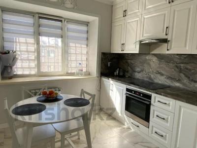 3-бөлмелі пәтер · 85.6 м² · 5/6 қабат, Маяковского 116А, бағасы: 39.5 млн ₸ в Костанае