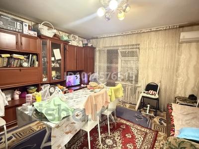 1-бөлмелі пәтер · 35 м² · 2/2 қабат, Бауыржан момышулы 74, бағасы: 3 млн ₸ в 