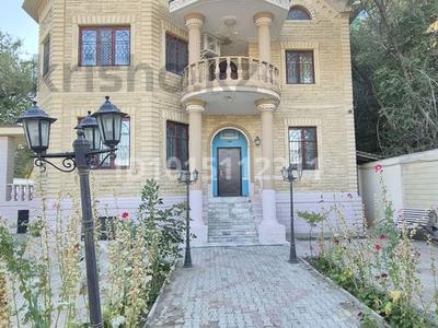 Жеке үй · 10 бөлме · 245.5 м² · 373.5 жүзд., Гавриила Шамина 3 В, бағасы: 1.5 млн ₸ в Атырау, мкр Жилгородок
