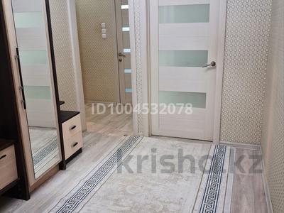 3-комнатная квартира · 70 м² · 2/9 этаж, мкр 4 4 за 190 000 〒 в Уральске