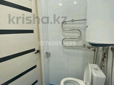 2-бөлмелі пәтер · 42 м² · 5/5 қабат, улица Каржаубайулы, бағасы: 15 млн ₸ в Семее