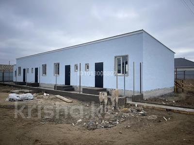 Отдельный дом · 4 комнаты · 130 м² · 8 сот., мкр Аксай-2, 3 за 43 млн ₸ в Атырау