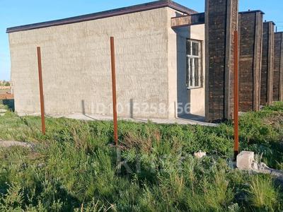 Отдельный дом · 3 комнаты · 100 м² · 9 сот., мкр Кунгей , Жакана Смакова 99 — Жакана Смакова 99 за 18 млн ₸ в Караганде, Казыбек би р-н