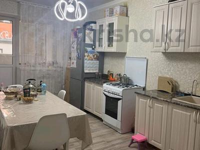 2-бөлмелі пәтер · 74.8 м² · 2/5 қабат, Алтын орда, бағасы: 25 млн ₸ в Актобе