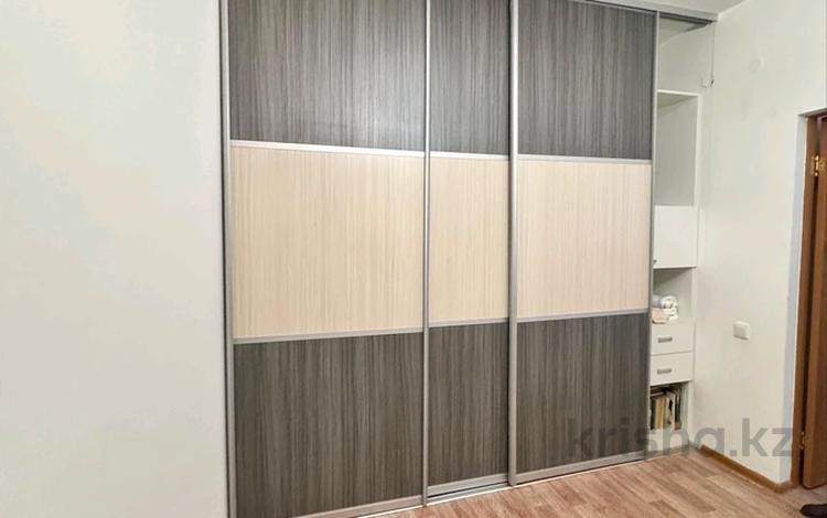 3-комнатная квартира · 85 м² · 3/9 этаж, мкр. Алтын орда 4д за 220 000 ₸ в Актобе — фото 2