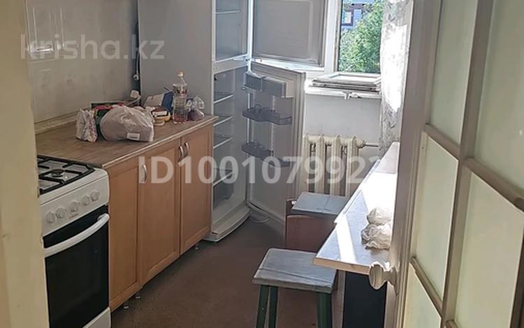 3-комнатная квартира · 63 м², абылай хан 43/1 )3 — 38школа ,33гос садик,район Встреча за 24.5 млн 〒 в Астане, Алматы р-н — фото 2
