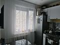 3-комнатная квартира · 48 м² · 5/5 этаж, мкр Строитель 16 — Школа 5,9 за 17 млн ₸ в Уральске — фото 2