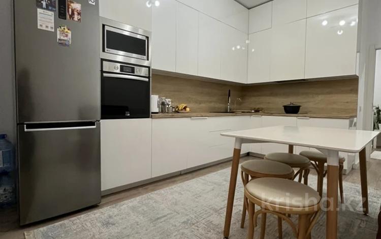 2-бөлмелі пәтер · 70 м² · 9/9 қабат, Мангилик Ел 51/2, бағасы: 48 млн ₸ в Астане, Есильский р-н — фото 2