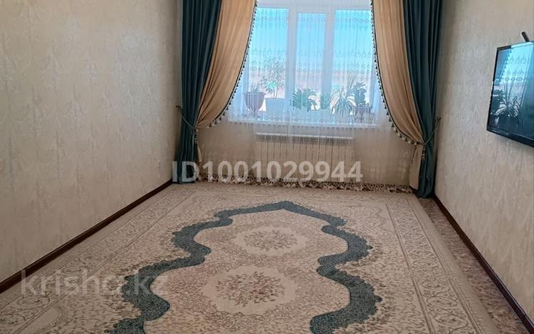 3-бөлмелі пәтер · 86 м² · 3/9 қабат, Нур Актобе, Нур Актобе 3 мкр 10н, бағасы: 27 млн ₸ — фото 2