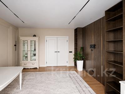 4-комнатная квартира · 140 м² · 9/10 этаж, Розыбакиева за 180 млн ₸ в Алматы, Бостандыкский р-н