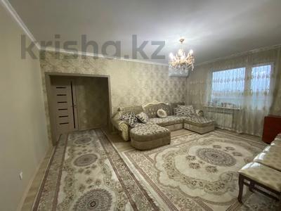 2-комнатная квартира, 74 м², 5/9 этаж, мкр Аксай-3Б за 37.5 млн 〒 в Алматы, Ауэзовский р-н