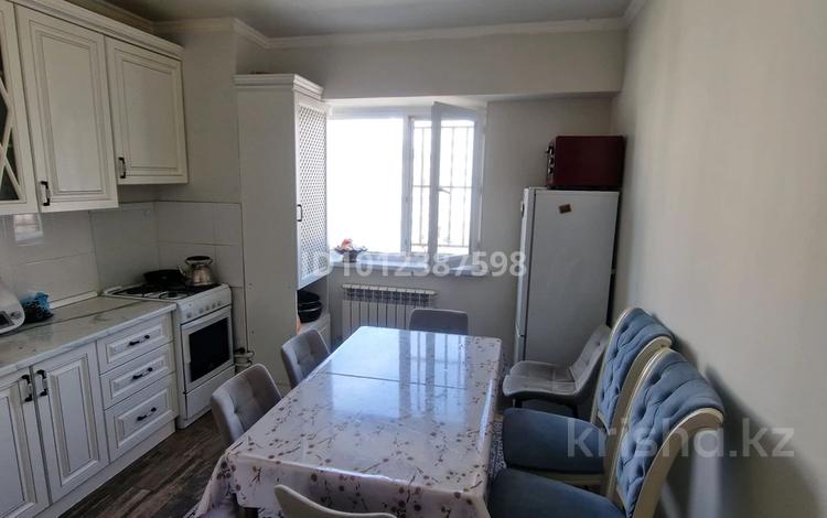 3-комнатная квартира · 84 м² · 4/5 этаж, мкр Нурсат 5 за 32.4 млн ₸ в Шымкенте, Каратауский р-н — фото 2