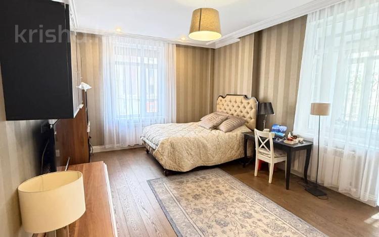 6-комнатная квартира · 300 м² · 3/15 этаж, Керей и Жанибек хандар 14/2 — Ботанический сад за 2 млн ₸ в Астане, Есильский р-н — фото 6