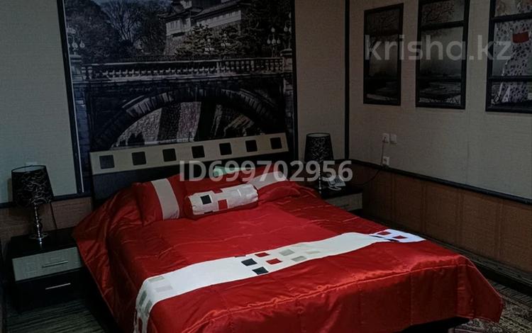1-комнатная квартира · 35 м² · 2/2 этаж, мкр Юго-Восток, Сатыбалдина за 165 000 ₸ в Караганде, Казыбек би р-н — фото 2