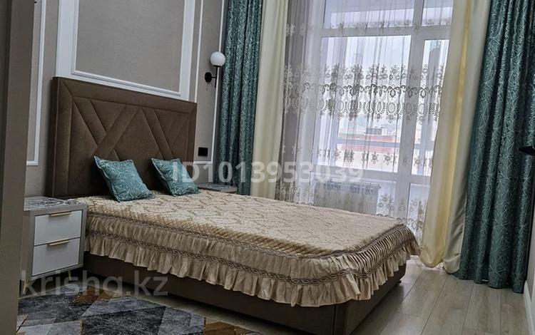 2-комнатная квартира · 45 м² · 5/12 этаж, Туран 34а за 280 000 ₸ в Астане, Нура р-н — фото 2