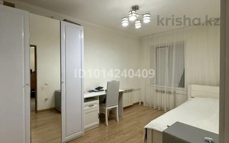 4-комнатная квартира · 140 м² · 4/4 этаж, самар — район саяхат за 40 млн ₸ в Уральске — фото 2